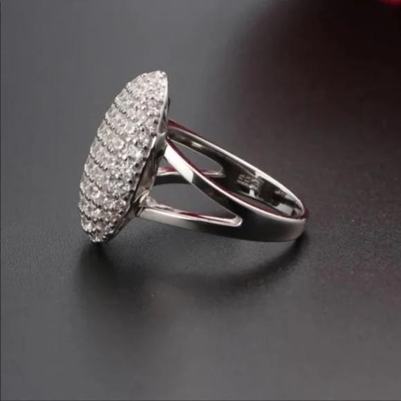 ENGAGEMENT 925 STERLING SILVER DIAMOND RING, CUTE RING, SHINY RING. - Picture 3 of 6